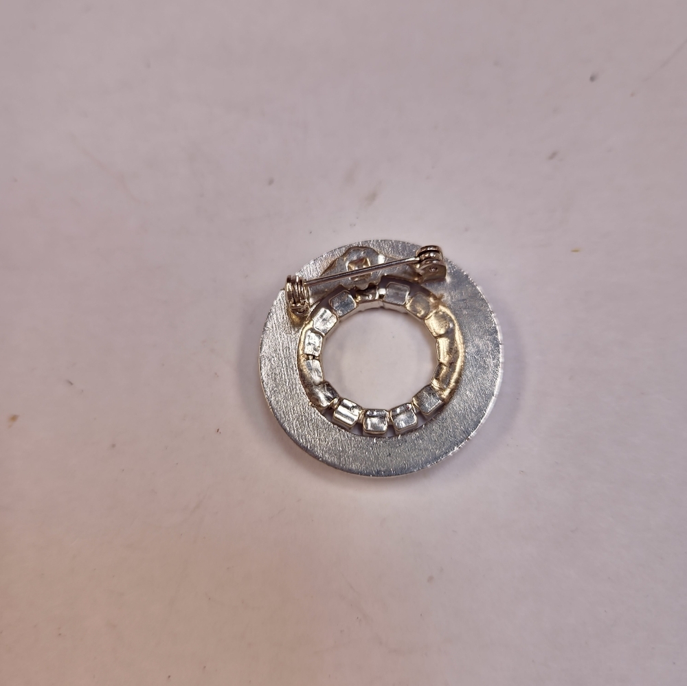 Small Enamel and Rhinestone Brooch - Picture 2 of 2